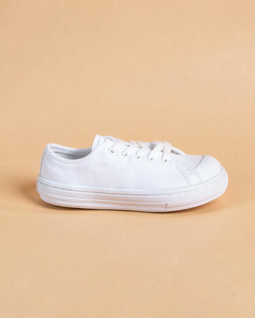 Baskets en toile blanches